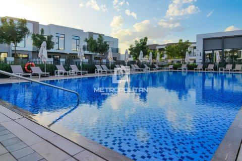 4 غرف نوم تاون هاوس رقم 129647 13