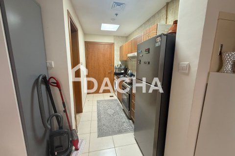 Квартира студия в Джумейра Вилладж Серкл, ОАЭ №170293 4