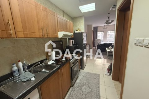 Квартира студия в Джумейра Вилладж Серкл, ОАЭ №170293 3