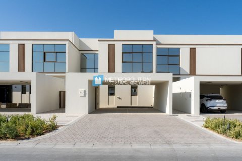 Townhouse de 3 dormitorios en Abu Dhabi, UAE No. 142977