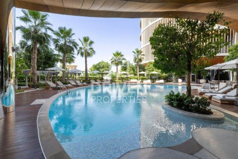 Apartment de 3 dormitorios en Jumeirah, UAE No. 138234