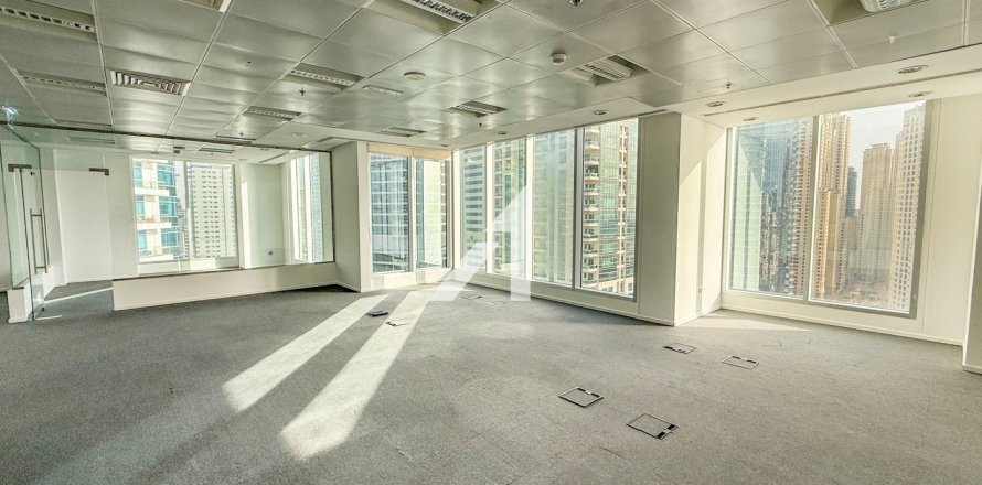 422m² Office in Dubai Marina, UAE No. 151381