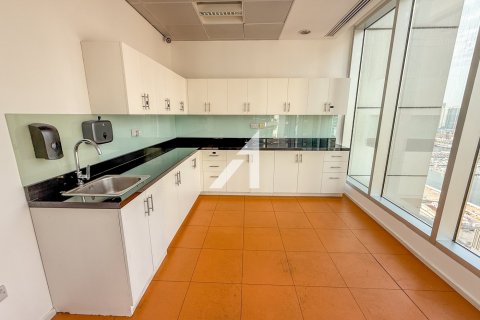 422m² Office in Dubai Marina, UAE No. 151381 3