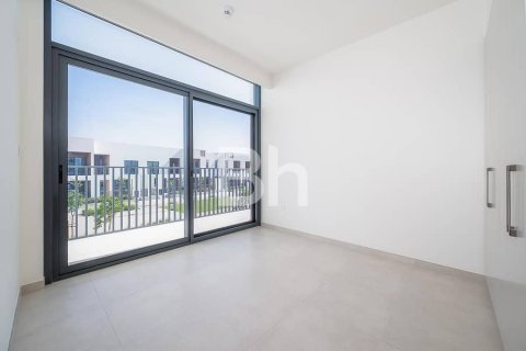 Townhouse de 4 dormitorios  No. 114243 12