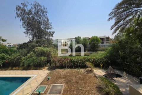 Villa de 4 chambres  No. 114244 8