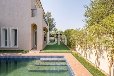 Villa de 5 dormitorios  No. 114246 8