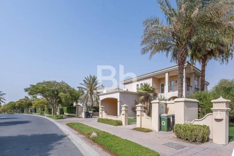 Villa de 5 dormitorios  No. 114246 13