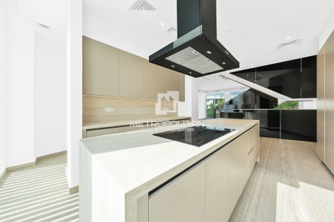 Villa de 4 dormitorios No. 129237 15