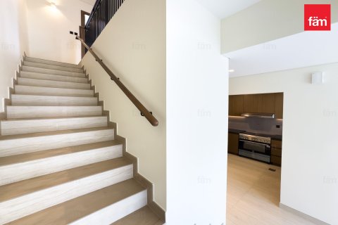3 bedrooms Townhouse in Dubai, UAE No. 208328 6