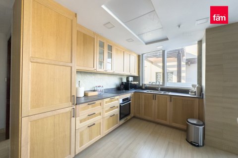 Квартира с 2 спальнями в Даунтаун Дубай (Даунтаун Бурдж Дубай), ОАЭ №141217 6