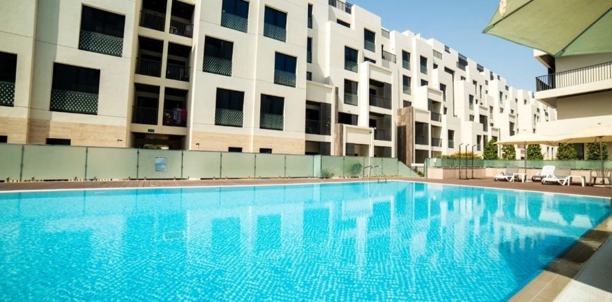 Квартира с 2 спальнями в Мирдиф, ОАЭ №141289