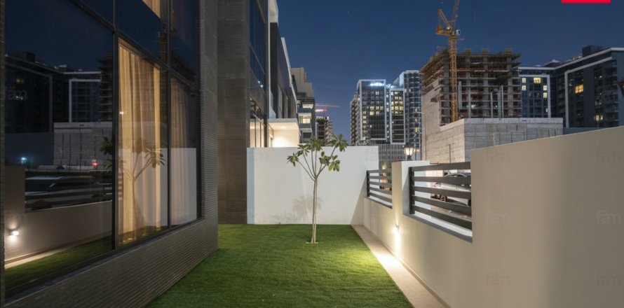 Таунхаус с 4 спальнями в Дубай, ОАЭ №141287