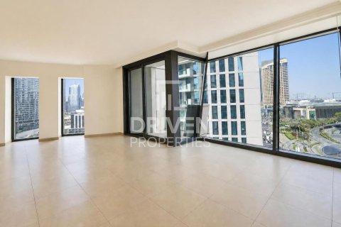 Appartement de 3 chambres à Burj Vista, UAE No. 209988