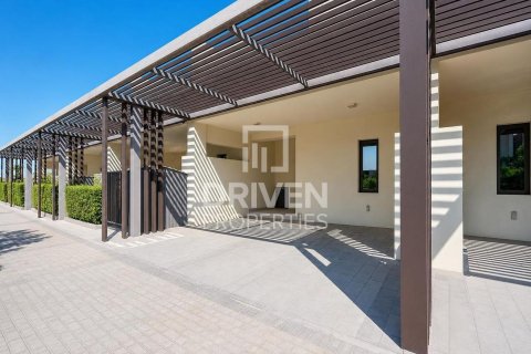 Villa de 3 chambres à EMAAR South, UAE No. 209991