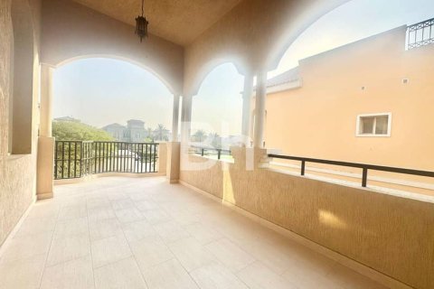 Villa de 5 dormitorios  No. 114444 4