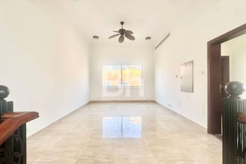 Villa de 5 dormitorios  No. 114444 9