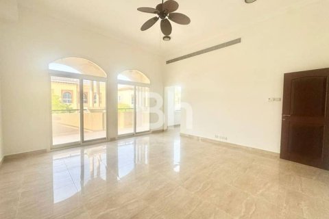 Villa de 5 dormitorios  No. 114444 17