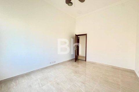 Villa de 5 dormitorios  No. 114444 20