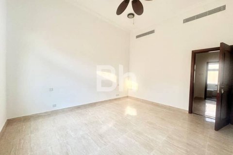 Villa de 5 dormitorios  No. 114444 21