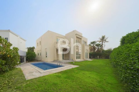 Villa de 4 dormitorios  No. 114447 3