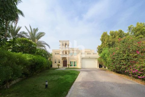 Villa de 4 dormitorios  No. 114447 17