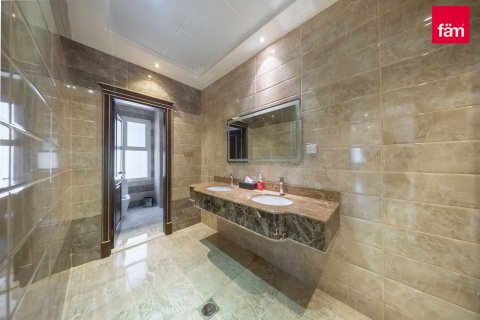 5 bedrooms Villa in Al Barsha, UAE No. 168718 19