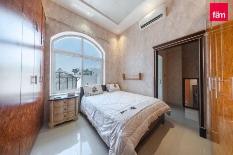 5 bedrooms Villa in Al Barsha, UAE No. 168718 8