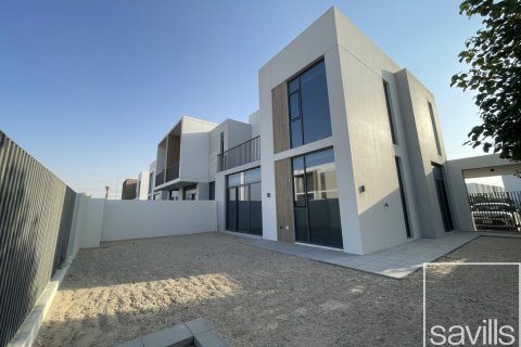 Townhouse de 4 dormitorios  No. 107826 2