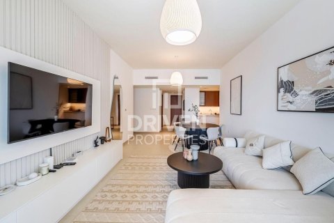 2 bedrooms Apartment in BLVD Heights, UAE No. 193359