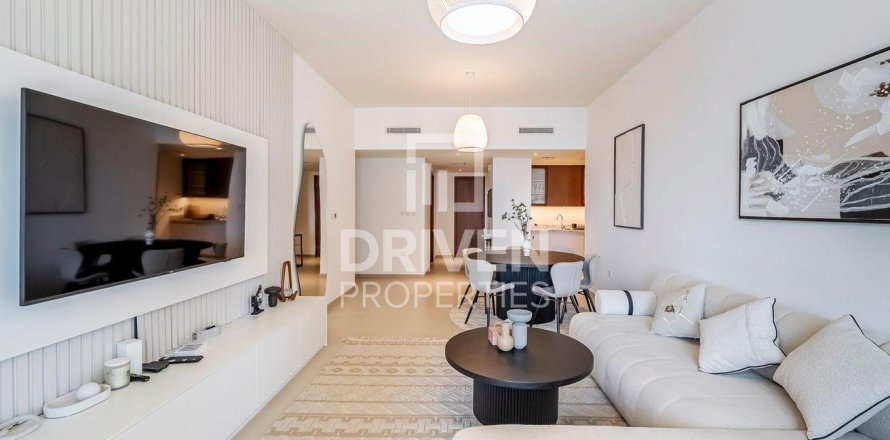 2 bedrooms Apartment in BLVD Heights, UAE No. 193359
