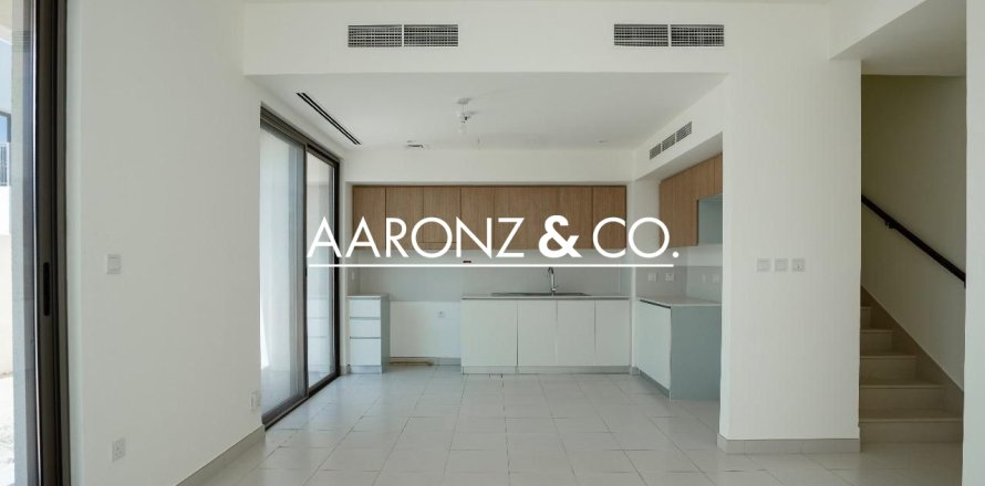 Вилла с 3 спальнями в Dubai South (Dubai World Central), ОАЭ №136856