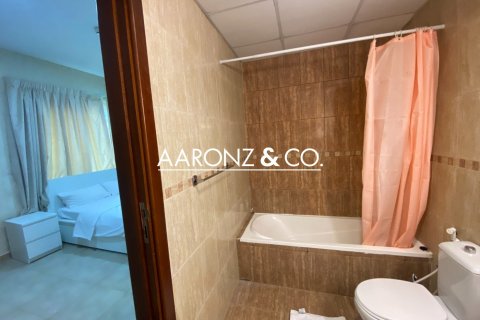 1 bedroom Apartment in Jumeirah Lake Towers, UAE No. 136853 17