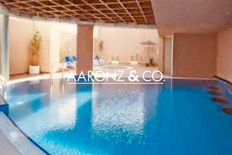 Квартира с 2 спальнями в Джумейра Лейк Тауэрс, ОАЭ №136855 18