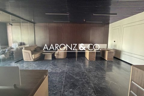 82m² Office in Business Bay, UAE No. 136850 3