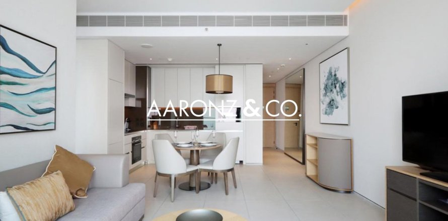 Квартира с 1 спальней в Джумейра Бич Резиденс, ОАЭ №136851