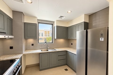 Townhouse de 5 dormitorios en Damac Lagoons, UAE No. 208718 6
