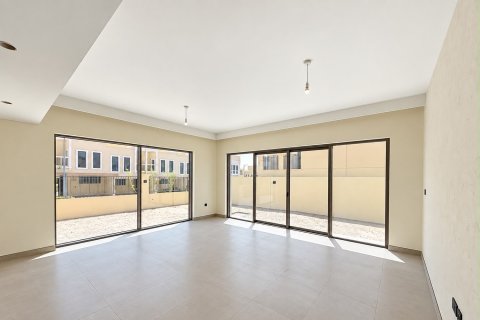 Townhouse de 5 dormitorios en Damac Lagoons, UAE No. 208718 3
