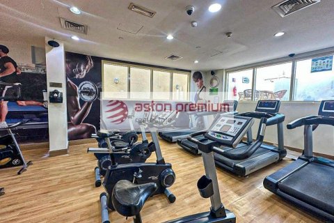 Studio Apartment in Icon Tower 2, UAE No. 207889 15
