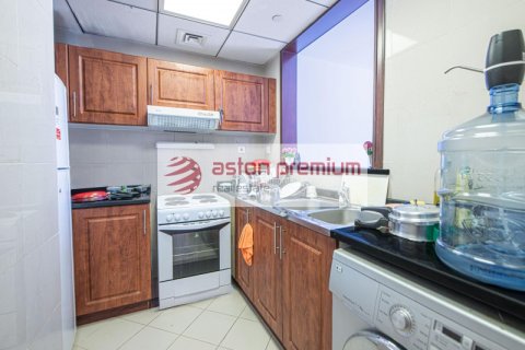 Studio Apartment in Icon Tower 2, UAE No. 207889 11