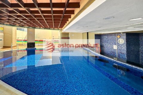 Studio Apartment in Icon Tower 2, UAE No. 207889 14