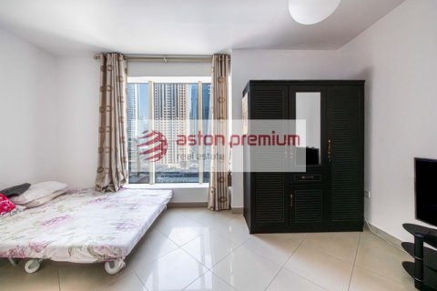 Studio Apartment in Icon Tower 2, UAE No. 207889 7
