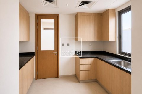3 bedrooms Villa in Khalifa City, UAE No. 194760 9