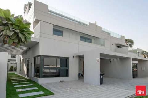 Villa de 5 dormitorios en Dubai, UAE No. 100012 13