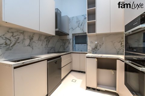 Villa de 5 dormitorios en Dubai, UAE No. 100013 23