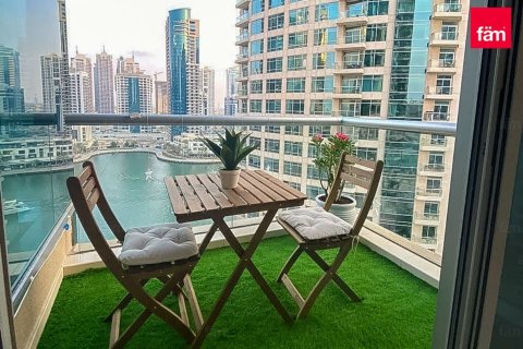 Apartment de 2 dormitorios en Dubai Marina, UAE No. 100015 1