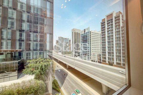 2 bedrooms Apartment in Business Bay, UAE No. 185637 11