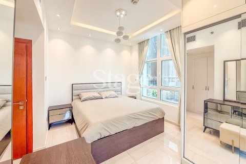 2 bedrooms Apartment in Business Bay, UAE No. 185637 6
