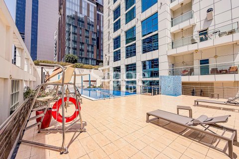 2 bedrooms Apartment in Business Bay, UAE No. 185637 17