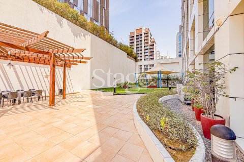 2 bedrooms Apartment in Business Bay, UAE No. 185637 19