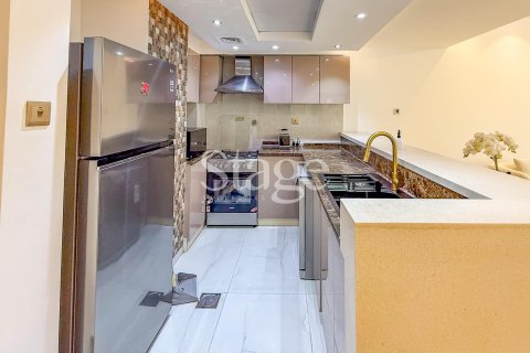 2 bedrooms Apartment in Business Bay, UAE No. 185637 5